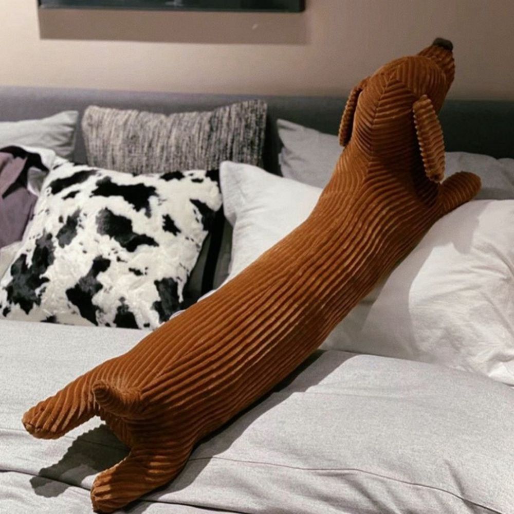Gối ôm hình chú chó Dachshund lông nhung dễ thương xinh xắn
