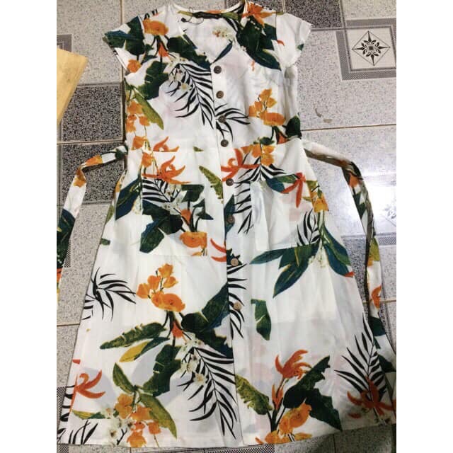 Váy hoa tay hến sz M.