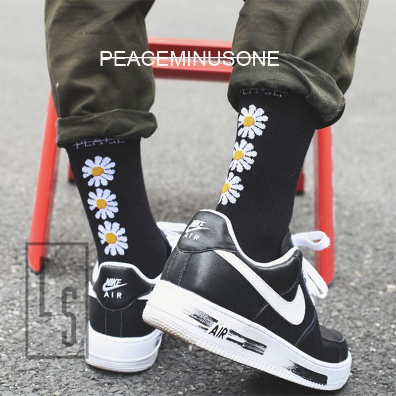 Tất vớ hoa cúc GD BIGBANG peaceminusone - Vớ bông hoa cúc