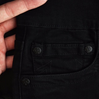 Quần bò đen trơn true.religion ba.sic