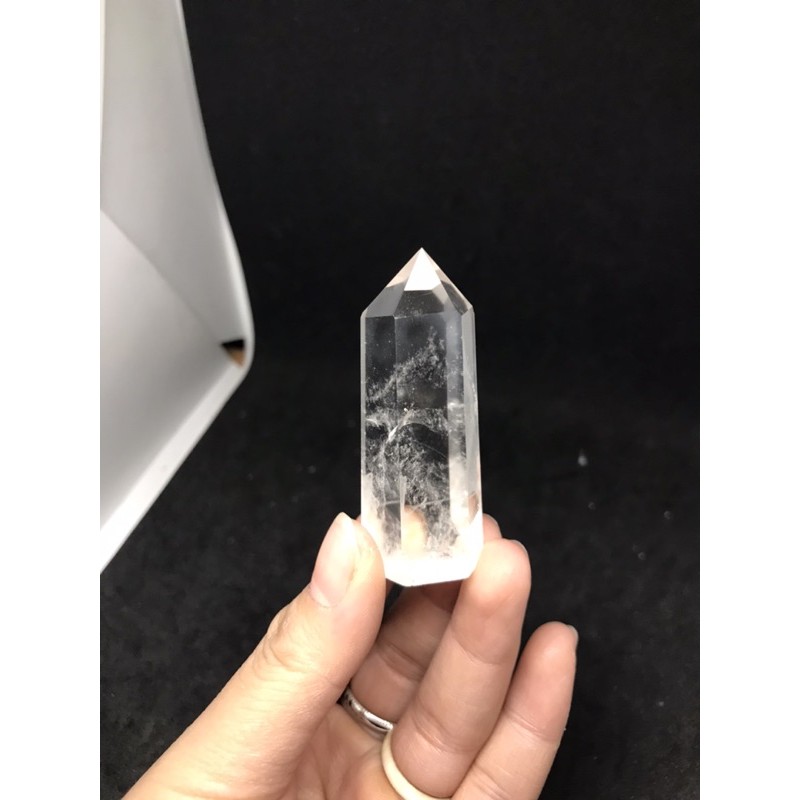 Trụ đá Clear Quartz trong veo