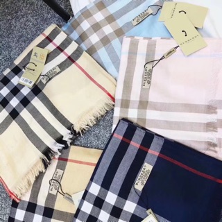 Khăn choàng cổ Burberry fullbox
