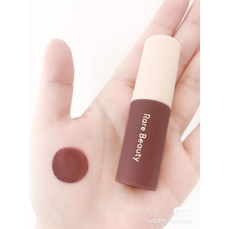 Rare Beauty by Selena_Gomez Lip Souffle Matte Cream Líptick #Fearless: Hồng Đất