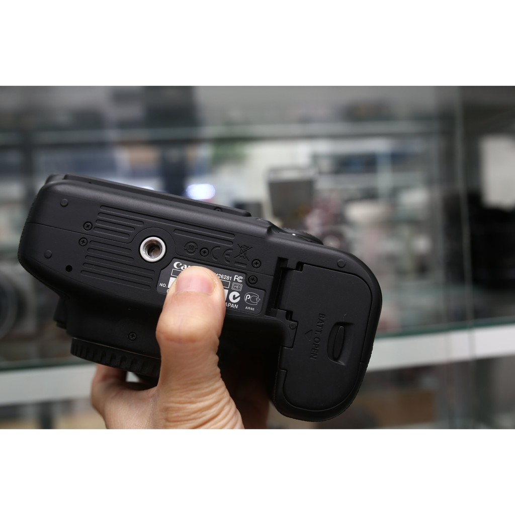 MÁY ẢNH CANON EOS 60D - DÒNG MÁY ẢNH BÁN CHUYÊN NGHIỆP CỦA CANON