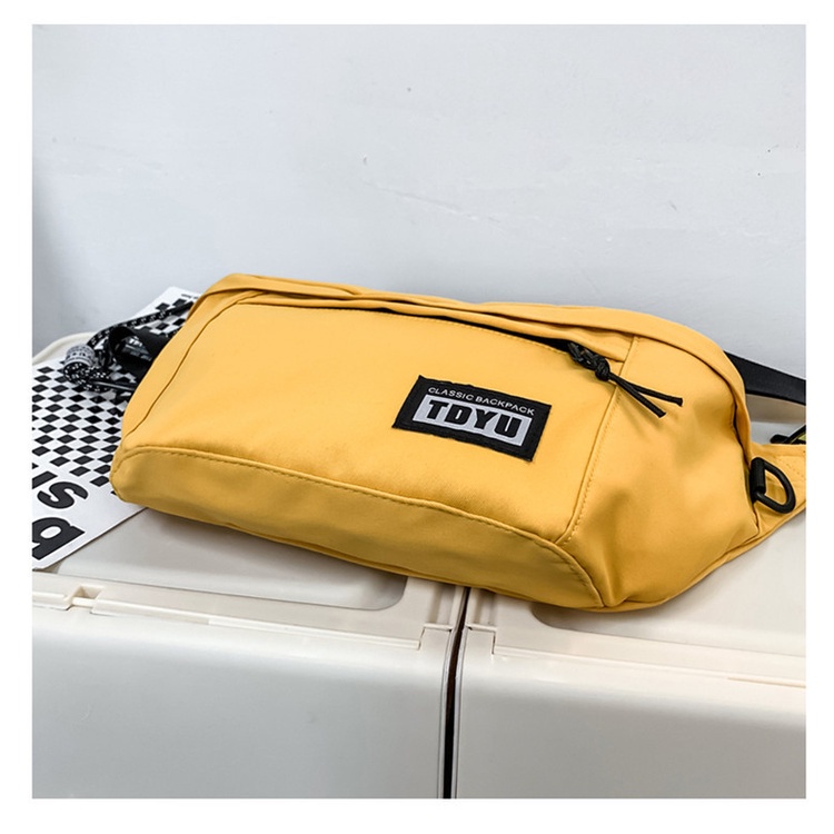 Túi đeo chéo ngực thời trang cá tính cho nam | BigBuy360 - bigbuy360.vn