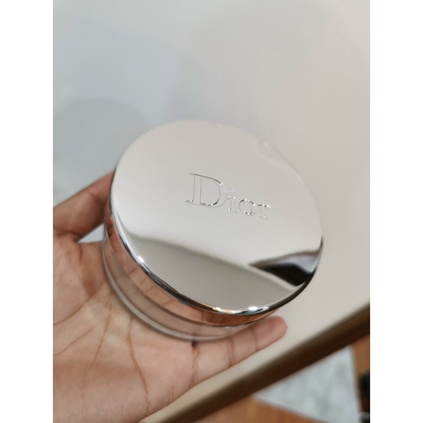 Phấn phủ Dior CAPTURE TOTALE PERFECTION