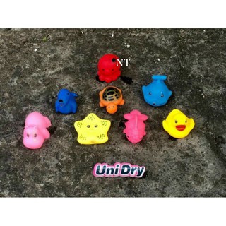 Set 8 món đồ chơi chit chit nhà tắm cho bé