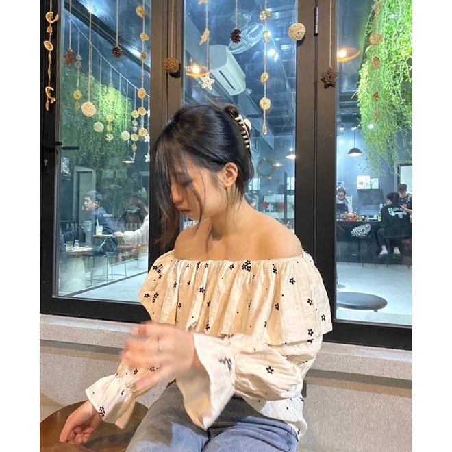ÁO TRỄ VAI HOA TAY DÀI Thiết kế hoạ tiết hoa chất vải dày dặn hàng nhập style ullzang hàn quốc tiểu thư
