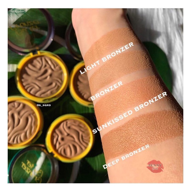 Phấn tạo khối Physicians Formula Butter Bronzer Murumuru