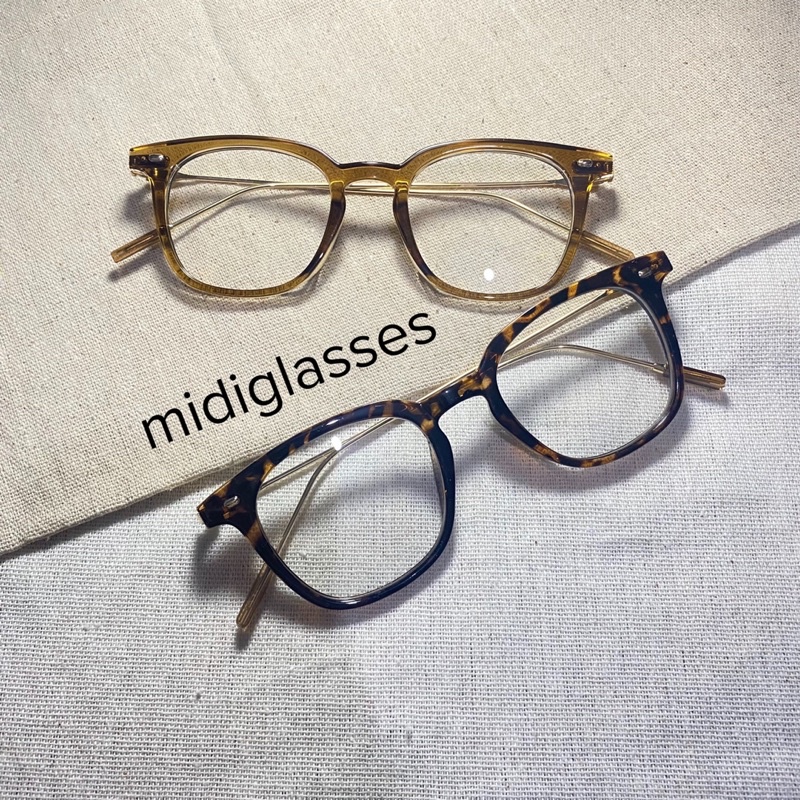 KÍNH VUÔNG CÀNG MẢNH