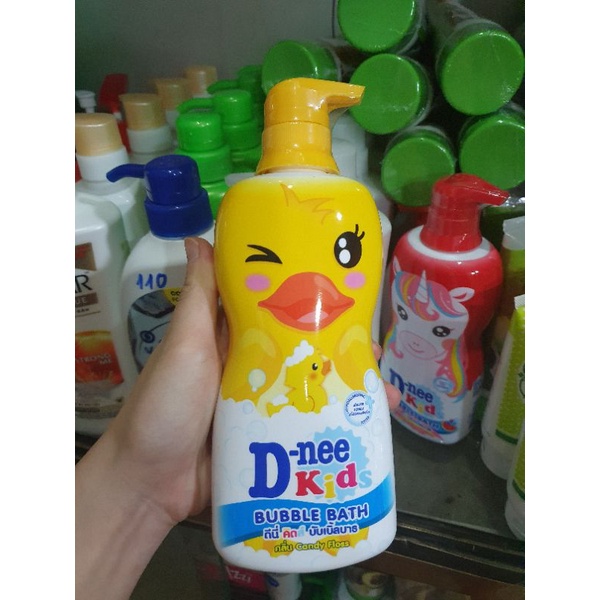 sữa tắm dnee kid cho bé