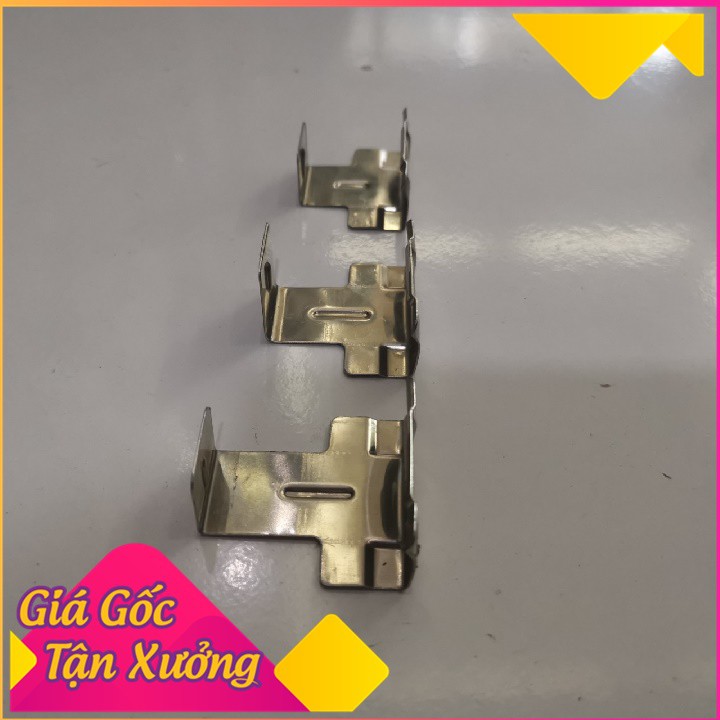 Kẹp thoát nước inox  cho tấm pin năng lượng mặt trời - solar -KTN