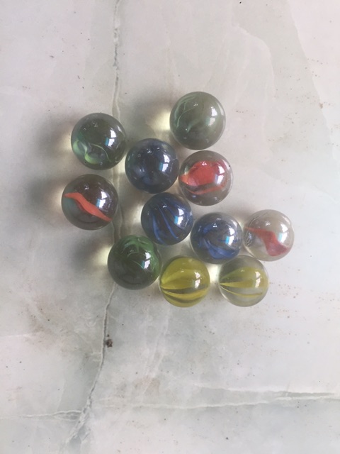 Bộ 200 viên bi ve 8 khía 7 màu size 1.4cm bằng thuỷ tinh sáng