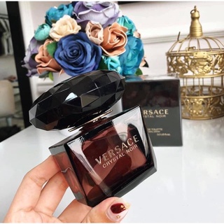 Nước hoa quyến rũ V"ersace Crystal Noir EDT