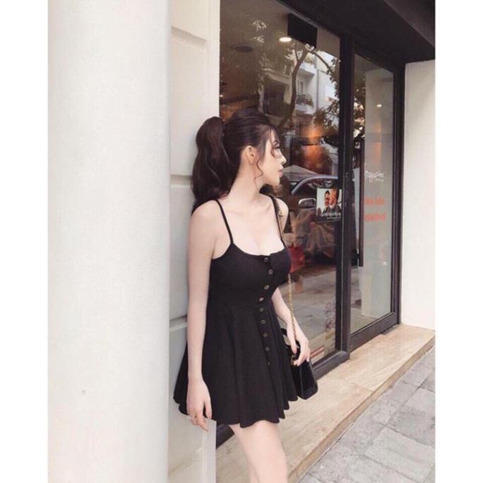 Đầm 2 dây - Ôm Body Phối Hàng Nút - Mẫu Siêu Xinh