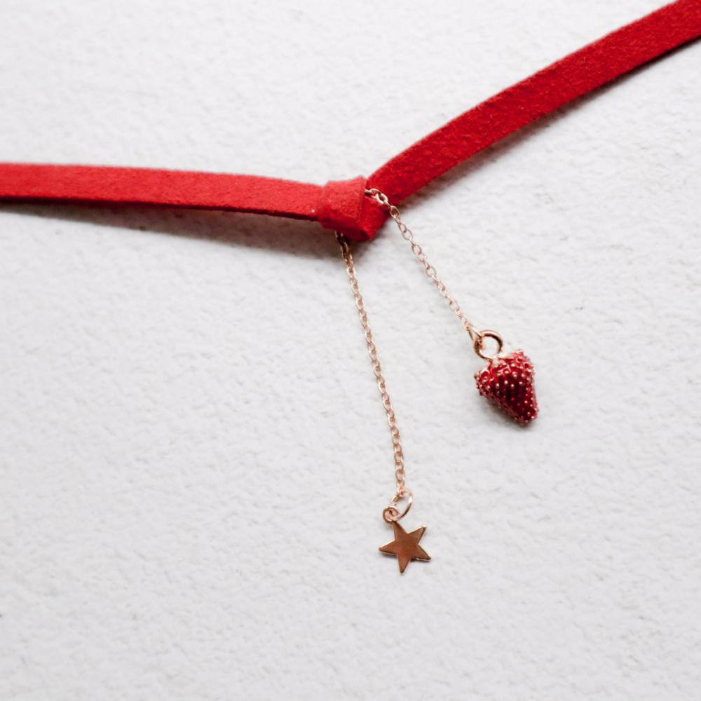 Vòng Cổ choker Hình Quả Dâu Màu Đỏ Rượu Thời Trang Xuân Hè