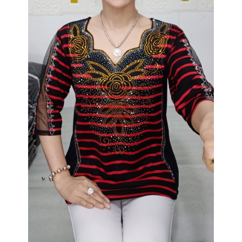 Áo thun kiểu nữ đính đá cho Mẹ, người lớn tuổi, người già, cho bà, - Made in VN