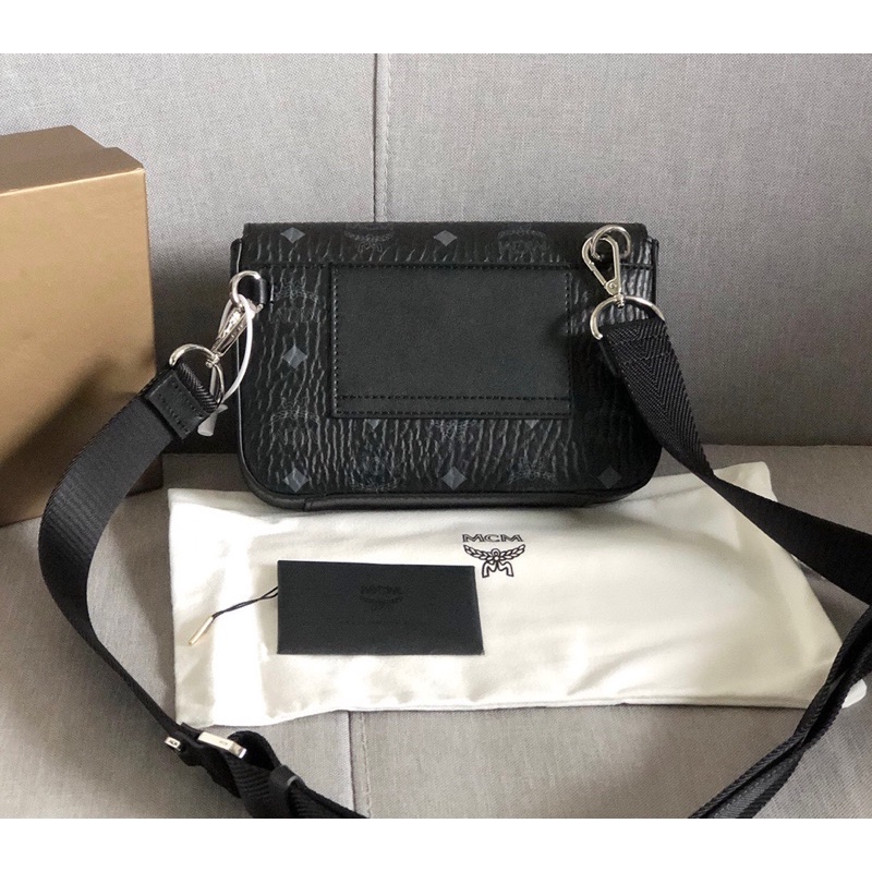 Túi đeo chéo cho nam và nữ MCM da thật cao cấp