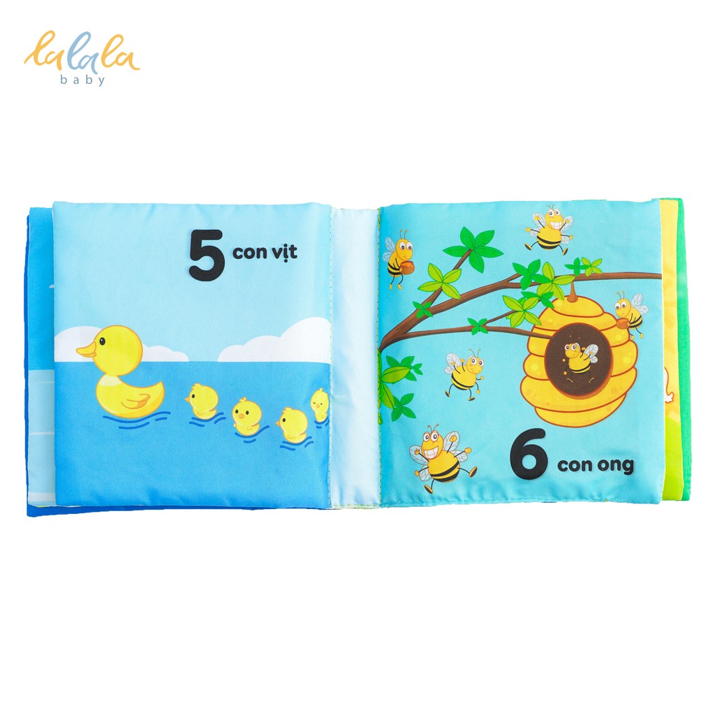 Combo 2 cuốn sách vải Lalala Baby kích thích đa giác quan, kích thước 15x15cm 12 trang (Số đếm, chữ cái) cho bé 0 - 4