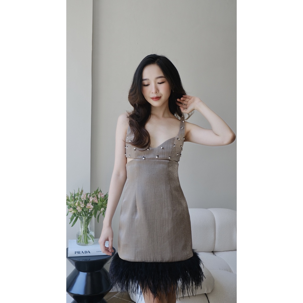 Achelois - Váy ánh kim đính lông Punctata Dress