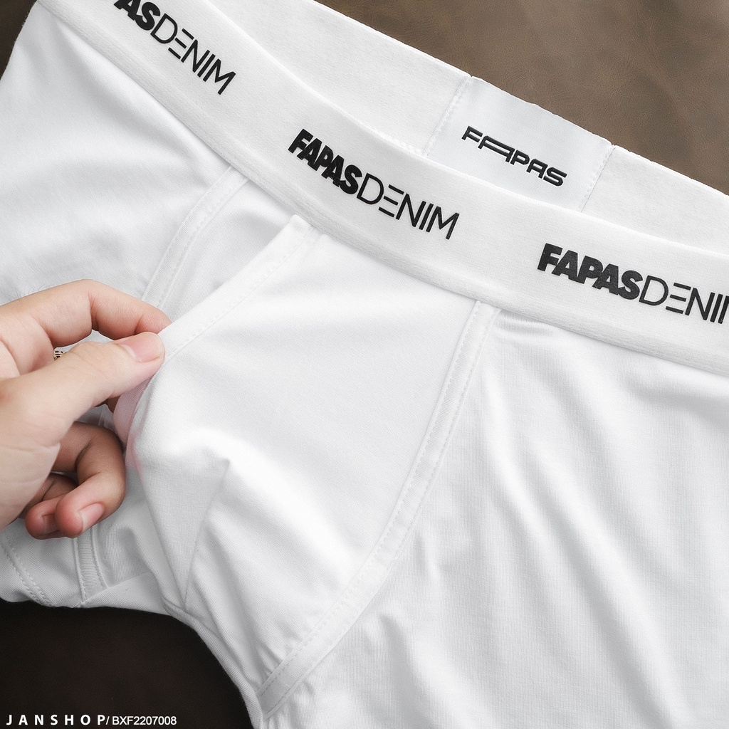 Boxer mềm mại, thoáng mát từ chất liệu cotton cùng độ co giãn thoải mái hội tụ đủ trong thiết kế mới