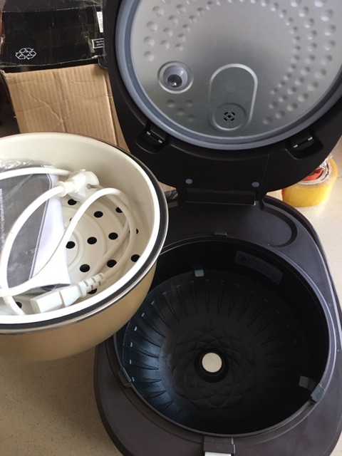 Nồi Cơm Điện Cao Tần Sunhouse Mama SHD8955