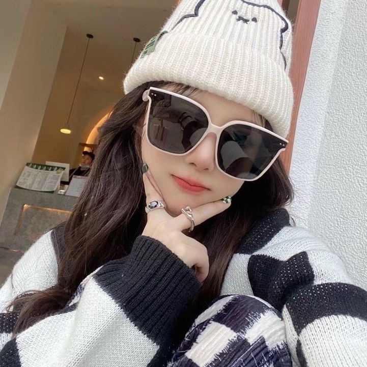Kính V Form Siêu Đẹp