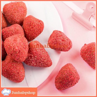 [ Giá sỉ bằng lẻ] [Xả kho] Dâu tây nguyên quả sấy khô giòn 100g (37-40 quả) hàng có sẵn