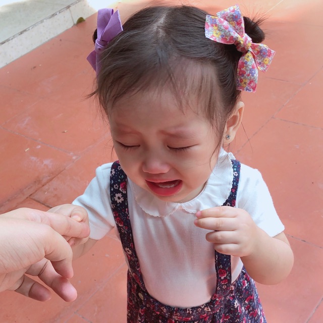 ÁO TRẮNG CỔ SEN AUTH CHO BÉ