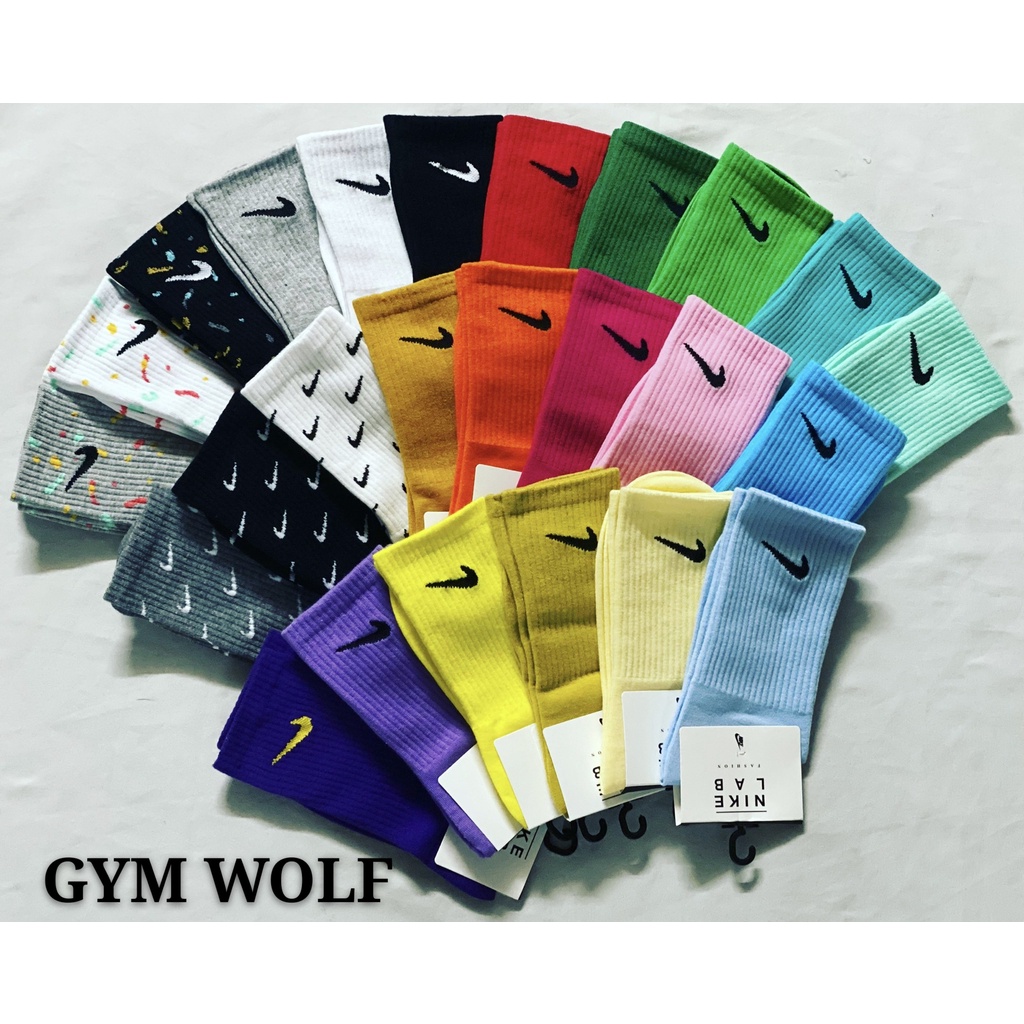 Vớ dệt kim Nike cao cổ Nam Nữ phong cách thể thao, trẻ trung và năng động.