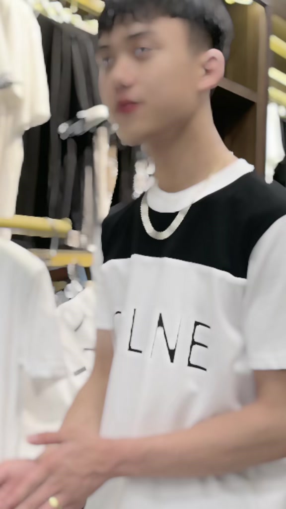 Áo thun Ce.line đen trắng unisex - Áo Thun Boy Phố Áo Thun DSQ2 | BigBuy360 - bigbuy360.vn