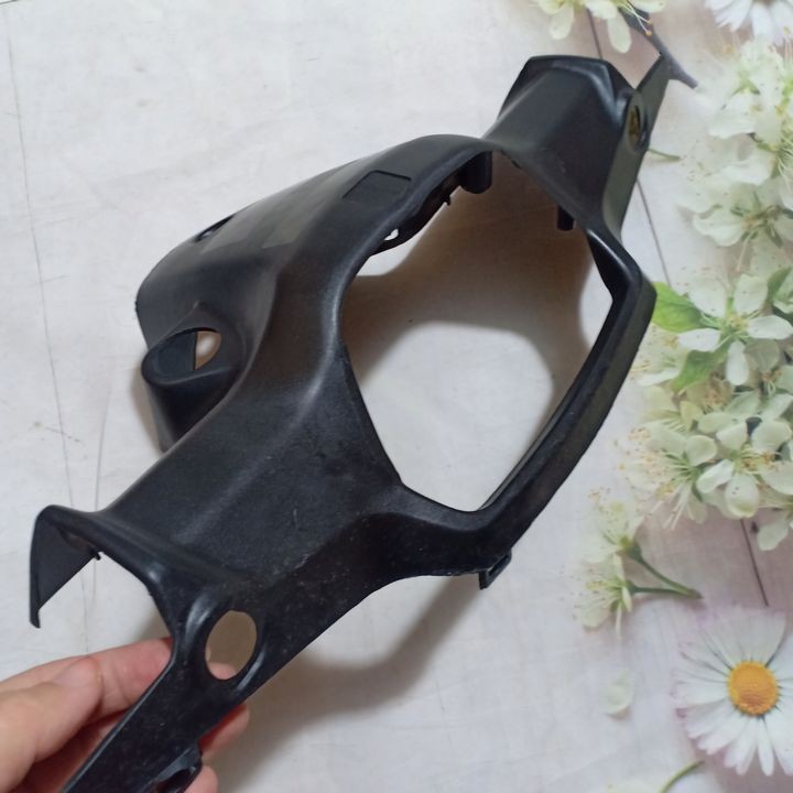 Gáy đen nhựa gắn xe máy DREAM-LÙN