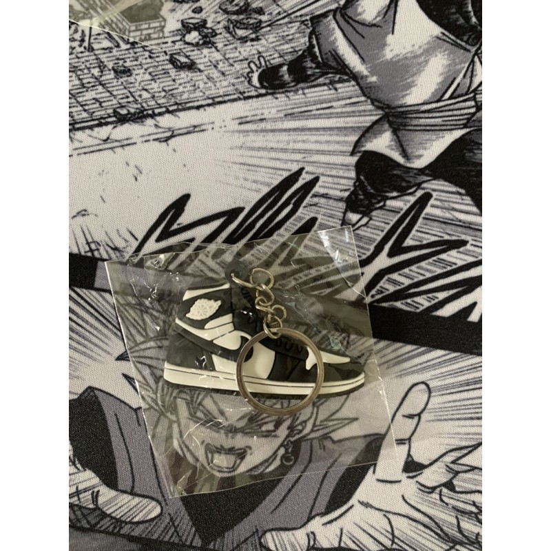 Móc khoá jordan đi kèm giày chất lượng