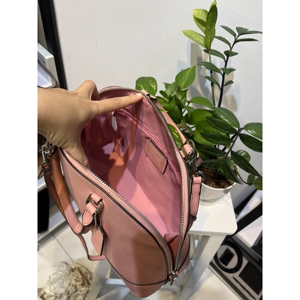 TÚI COACH HẾN SALE LỖ VỐN