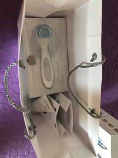 Máy rửa mặt Lumispa Nuskin chính hãng
