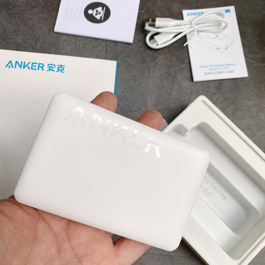 Sạc dự phòng ANKER 10000mAh MagGo 633 Magnetic Battery - A1642 Từ tính không dây dây Hít Lưng  IP 12 13 14 Pro Max