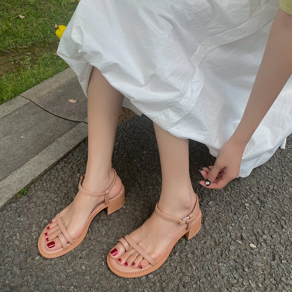 Sandal nữ xỏ ngón dây mảnh đế vuông cao 5cm