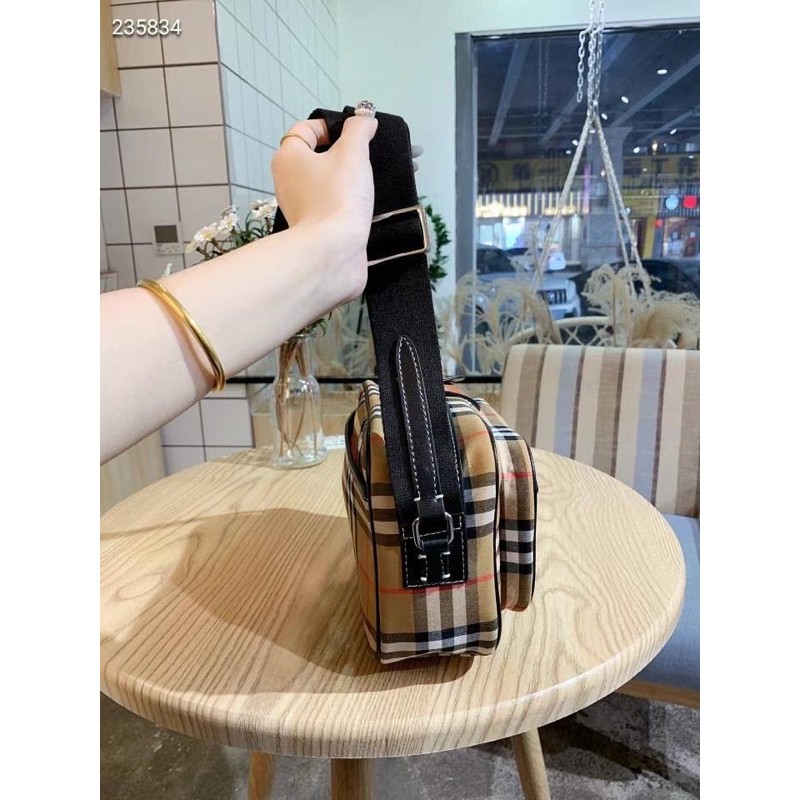 Túi đeo chéo Burberry cao cấp 2021