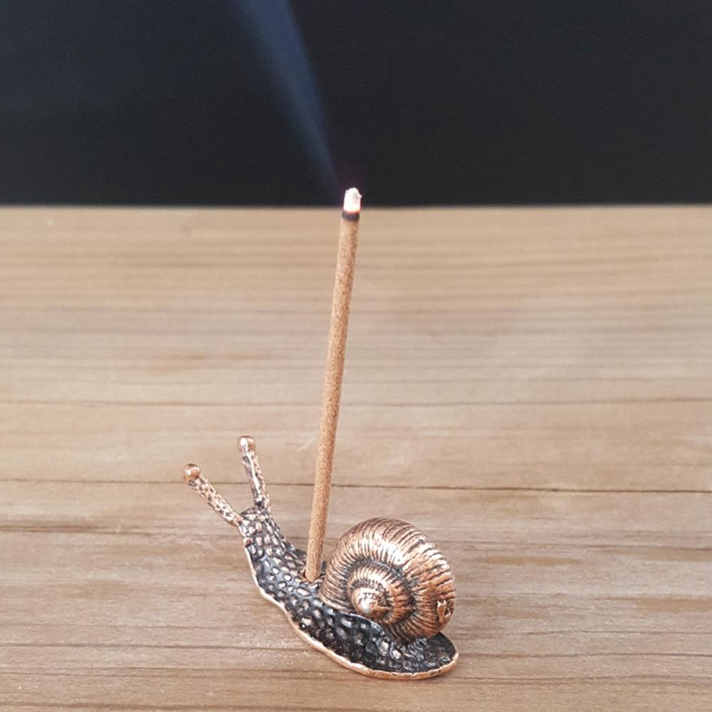 Giá Đỡ Nhang Trầm Hương Bằng Hợp Kim Kẽm Phong Cách Phật Giáo Độc Đáo