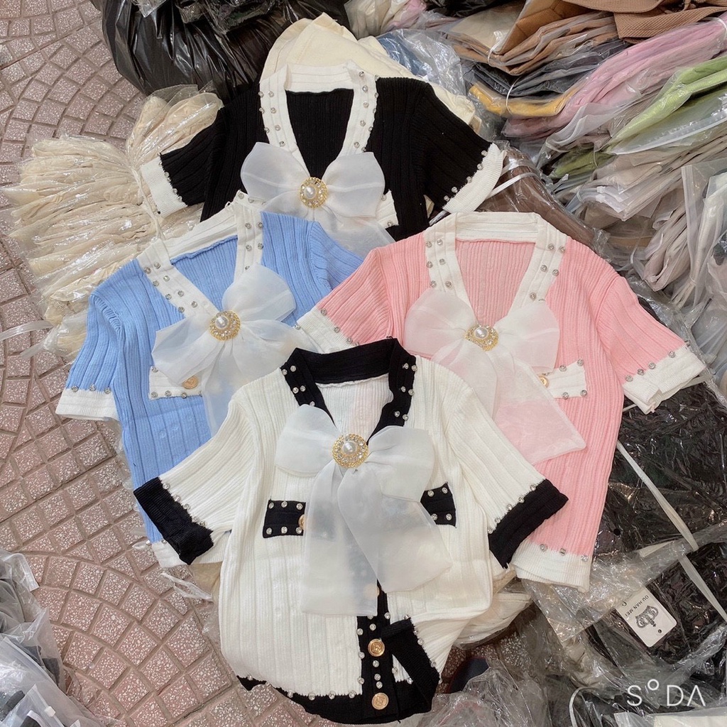 Áo len cổ đính nơ tiểu thư