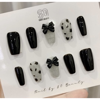 Móng up nailbox đen mix nơ flat