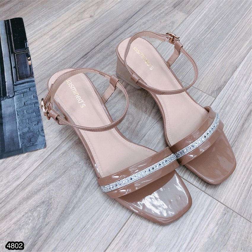 Sandal Nữ Cao Gót Cao Cấp CHIMOKA Đế Vuông 5 Phân Gót Trong Quai Ngang 1 Dây Đính Đá Ba Màu Đen Kem Nâu 4802