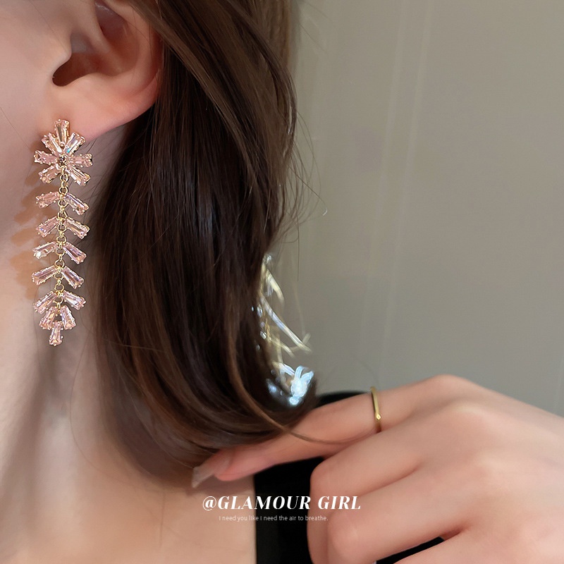 Bông Tai Dáng Dài Hình Trái Tim/Bướm Đính Đá Zircon Phối Tua Rua Phong Cách Âu Mỹ Sang Trọng