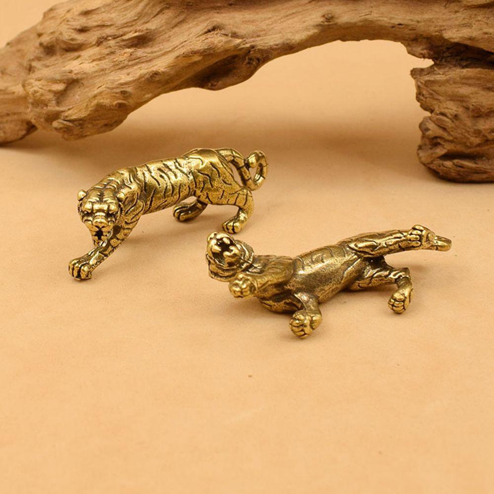 Móc Khóa Hình Chú Hổ May Mắn Trong Phim King of Beasts Bằng Đồng Thau Độc Đáo