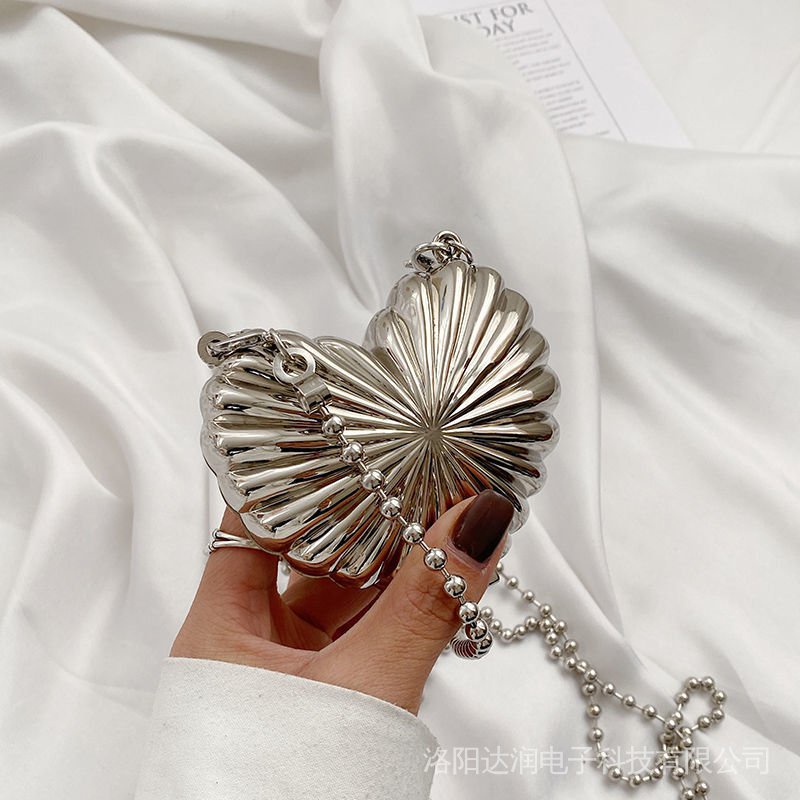 Túi Đeo Chéo Vai Hình Trái Tim Kim Loại Mini Phong Cách Punk Thời Trang Cho Nữ cg01