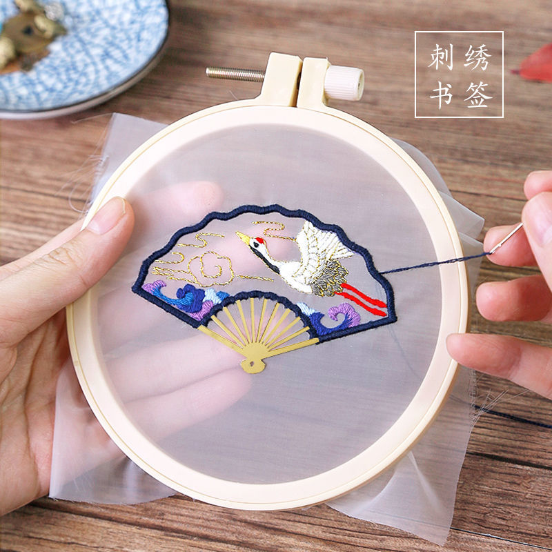 Thêu Handmade/Phụ Kiện/Set nguyên liệu làm thẻ đánh dấu chặn sách/móc khóa treo ô tô hình tự thêu thủ công phong cách Trung Hoa