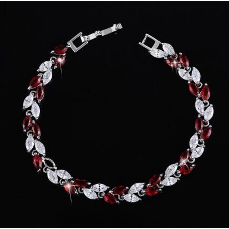 Vòng tay bạc đính đá zircon hình chiếc lá dành cho nữ