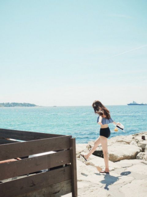 Bikini nhún bèo siêu dễ thương ( kèm hình trải sàn)