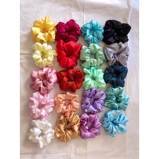 Dây buộc tóc Scrunchie màu hồng