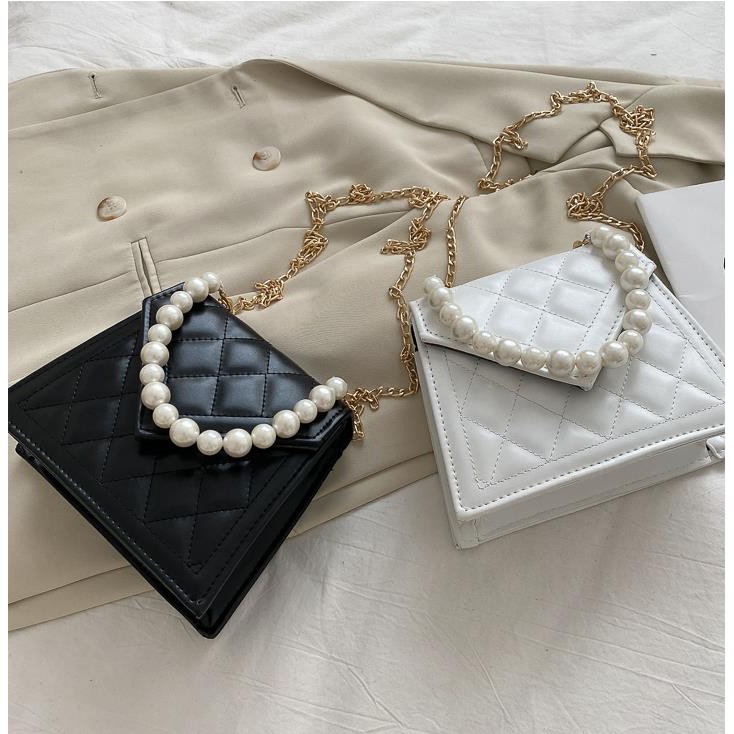 🔥 FREESHIP EXTRA 🔥 Túi xách da PU ❤️BÁN LỖ❤️ Màu trơn phối chuỗi ngọc trai nhân tạo phong cách retro cho nữ DC0011